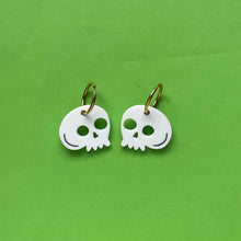 Load image into Gallery viewer, Skull Earrings