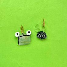 Load image into Gallery viewer, Frog &amp; Fly Earrings - PRE-ORDER