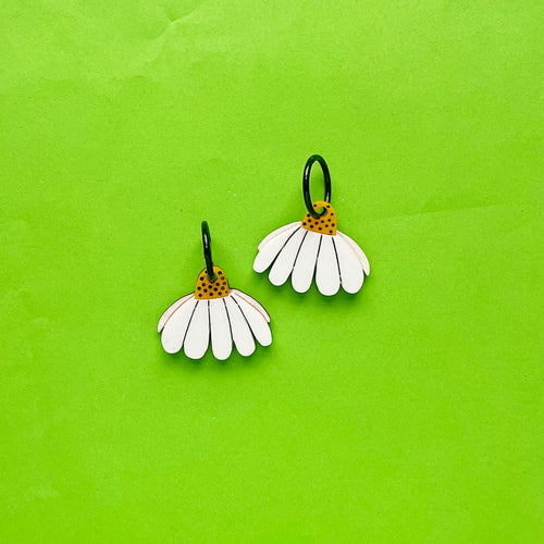 Droopy Daisy Earrings - PRE-ORDER